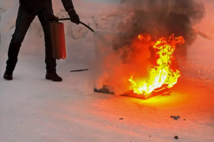 Fire extinguisher simulation